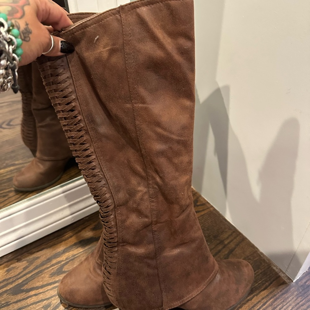 Stylish Brown Over the Knee Boots - Picture 3 of 8